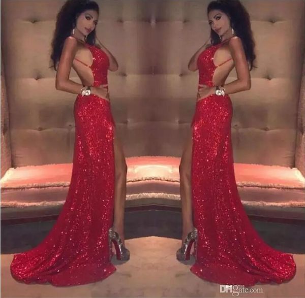 Abiti da ballo sexy con paillettes rosse Lunghi 2020 Sirena con spacchi alti fino alla coscia Cinghie per spaghetti Abiti da sera celebrità su misura senza schienale