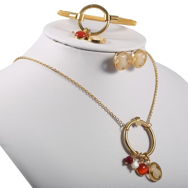 

Испанский бренд из нержавеющей стали золото три цвета комплект ювелирных изделий с серьгой браслет и ожерелье для женщины PCS2594