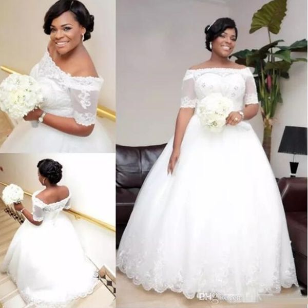 2019 Abito da sposa africano Vestidos Nigeria Pizzo con spalle scoperte Abiti da sposa Sheer Mezze maniche Perline Lace Up A Line Plus Size Abiti da sposa