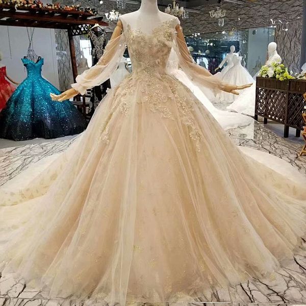 

ампанкое вадебне пла вадебне пла длинне пђле л Ѭђкава апплика White