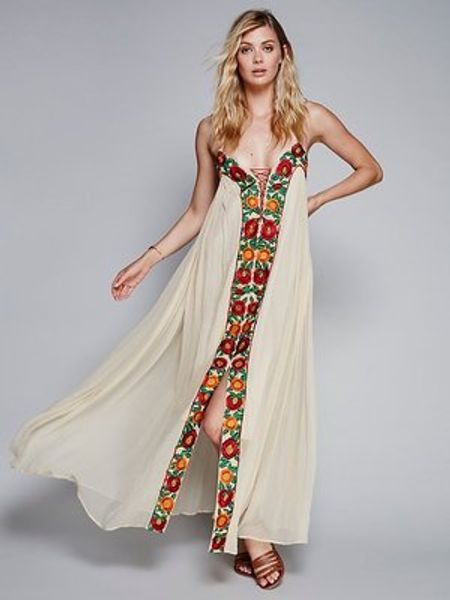 

flower embroidey halter spaghetti strap dress, Black;pink