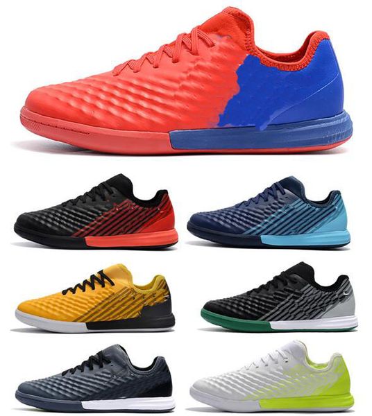 Nike MAGISTAX Proximo Indoor Soccer Court II IC Shoe