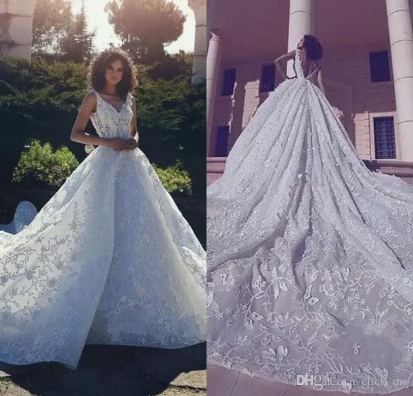 

luxury full lace wedding dresses deep v neck 3d appliques backless bridal dress chapel train robe de mariÃ©e plus size vintage wedding gowns, White