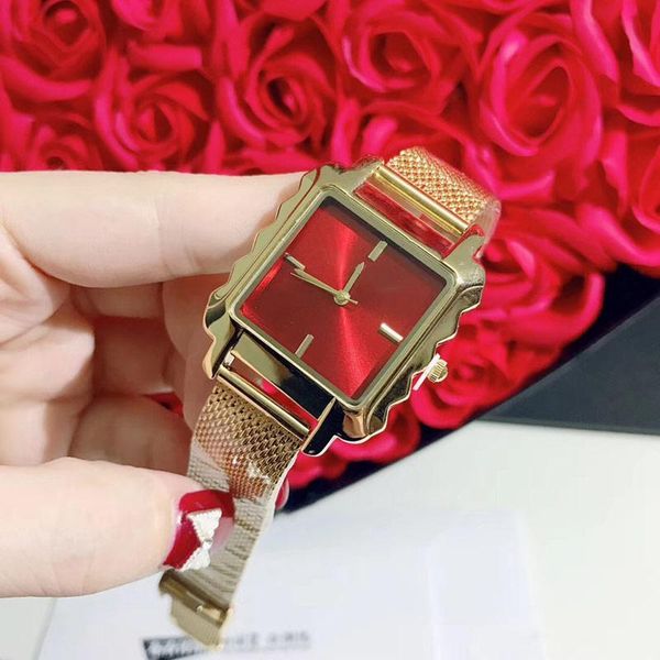 

Бренд Женские часы Квадратный циферблат Золотое платье женское Роскошные кварце