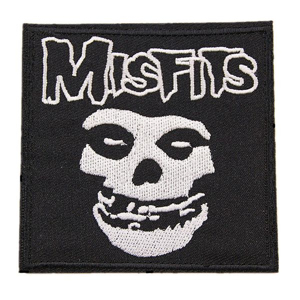 

Вышивка патч Misfits череп панк-рок шить железо на вышитые патчи значки для сумка джи