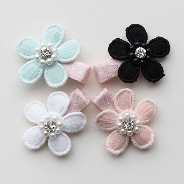 20pcs/lote clipes de flor de bebê cinco folhas clipes de cabelo floral best -seller Kids Barrette rosa Adorável pérolas de cristal