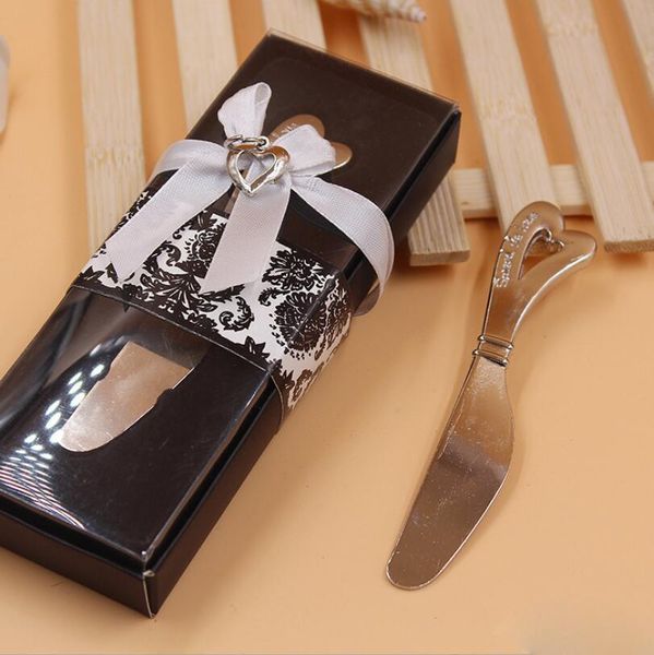

Spread the love heart haped heart hape handle preader preader butter knive knife wedding gift favor