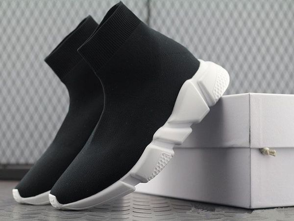 

Новые мужчины и женщины Дизайнерской обувь Париж Известной Марка Speed ​​Trainer Mid Blac