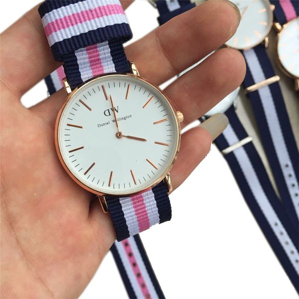

Reloj Mujer 2019 Новый Даниэль Веллингтон часы марки часы для женщин мода мужские часы кожаный ремешок кварцевые наручные часы черный медведь DW