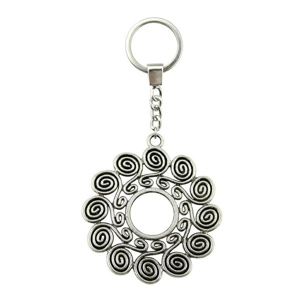 

6 pieces key chain women key rings couple keychain for keys mandala pattern 61x54mm, Slivery;golden