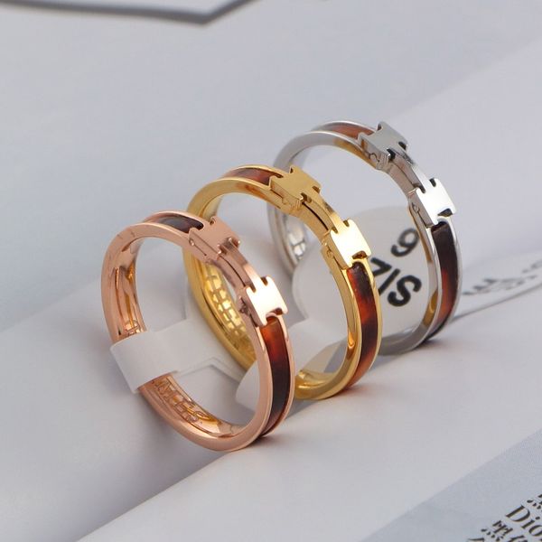 

Титан 316L Сталь 18K позолоченный H кольцо отлично известный Бренд jewerly Женщины любят