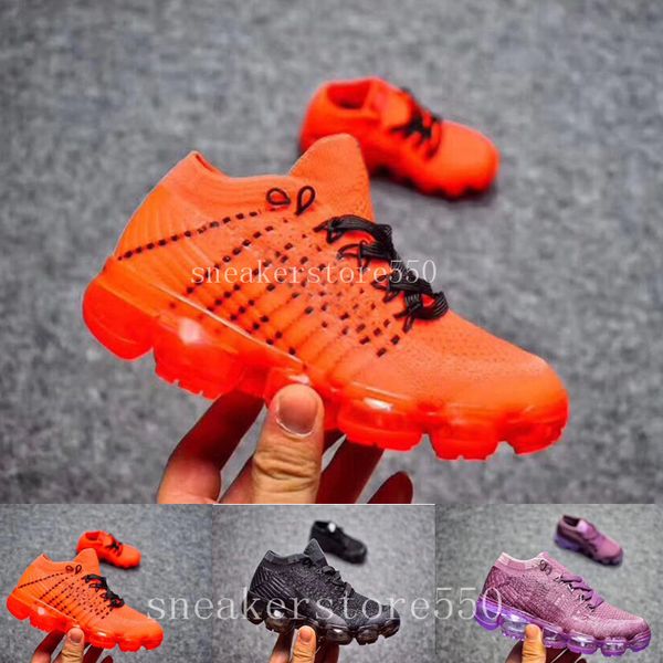 

Sapatos ocasionais sneakerstore550