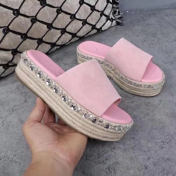 

Высокая Платформа Свободные Тапочки Плетеные Кожаные Летние Горячие Моды Женщин