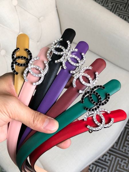 

Оригинальный ремень для продажи женских пряжек, импортный полнозерновой инкрустированный драгоценный камень телячий кожаный ремень с женским поясом, подарочные коробки, бесплатная доставка!.