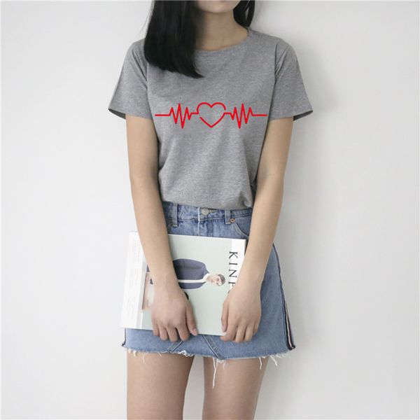 

2018 новая мода русский письмо печати женщины топы белый черный с коротким рукавом harajuku повседневная тонкий мода простой любовь примечан, White