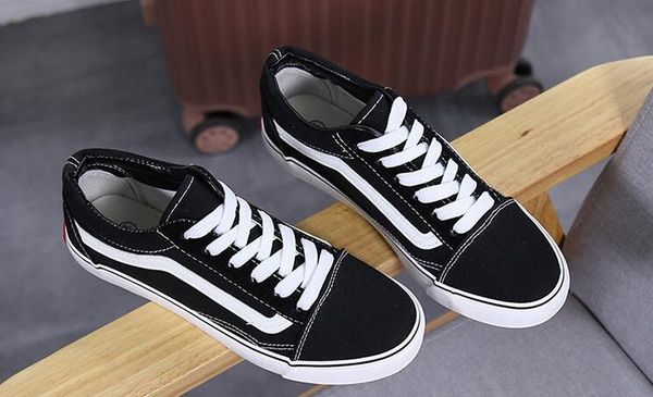 

Sapatos ocasionais kamatiti8