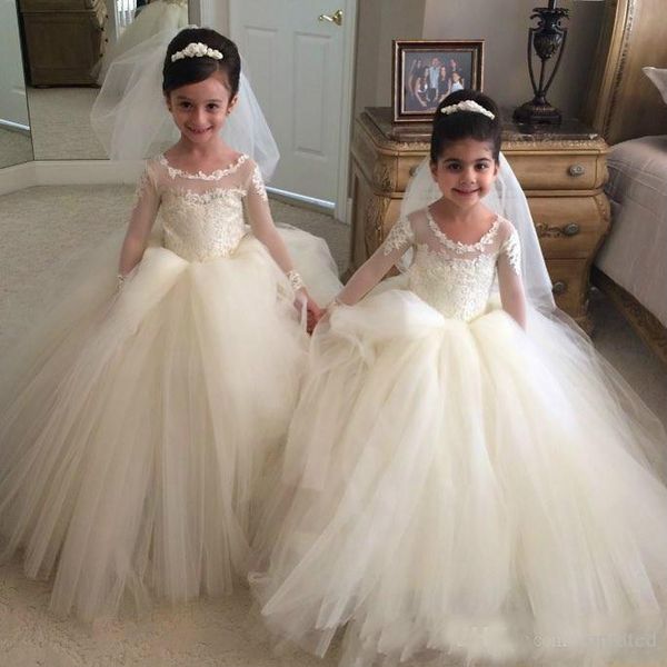 

2018 Princess Long Sleeve Lace Flower Girls Dress for Wedding Tulle Long Girls Pageant Dress Organza First Communion Dress Girls Party Gowns