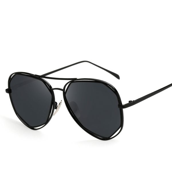 

brand design fashion sunglasses color film luminescence fashion lady toad sunglasses with cases and box, White;black