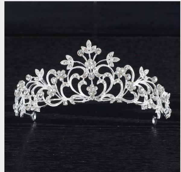 

bridal headwear, handmade crown, european and american brides, crown wedding gowns, bridal ornaments, crown ornaments, crown hoops, Slivery;golden