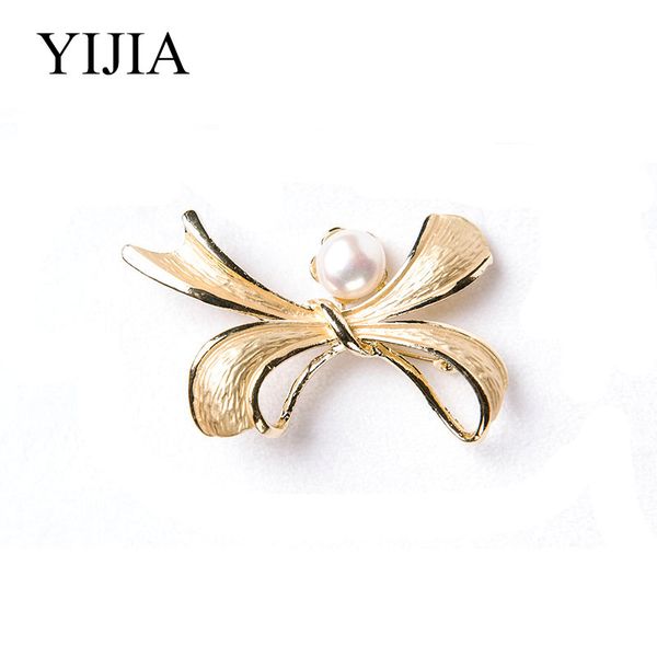 

yijia pearl brooches brooch made of silver 925 freshwater pearl 8-8.5mm women's brooch bowknot butterfly brosche animal, Slivery;golden
