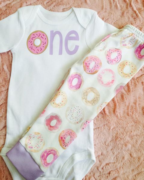 Bebê bonito Menina Roupas Set 2018 Primavera Outono Recém-nascidos Crianças Carta Donuts Impresso Algodão de Manga Curta Macacão Romper Tops Calças Roupas de Bebê