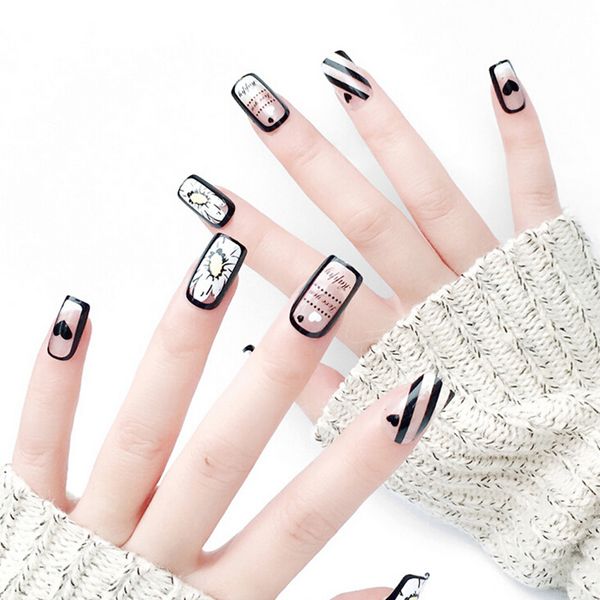 Acheter Fleur Faux Ongles Avec Des Motifs Glier Couverture Complète Faux Ongles Super Confort Faux Ongles Nail Art De 2648 Du Nomakeup Dhgatecom