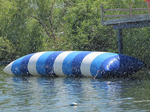 

10x3m 0.9mm pvc tarpaulin inflatable water blob/water pillow water jump blob+ repair kits