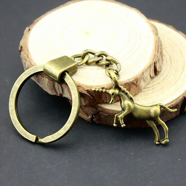 

6 pieces key chain women key rings fashion keychains for men lucky horn horse 35x15mm, Slivery;golden