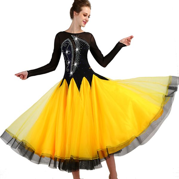 

2018 new customized ballroom dance competition dresses standard dance dresses ballroom dress d0987 long sleeve rhinestones big sheer hem, Black;red