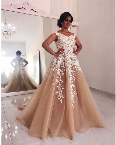 

Champagne Lace Beaded 2018 Evening Dresses V-neck A-line Tulle Prom Dresses Vintage Cheap Bridesmaid Pageant Formal Party Gowns