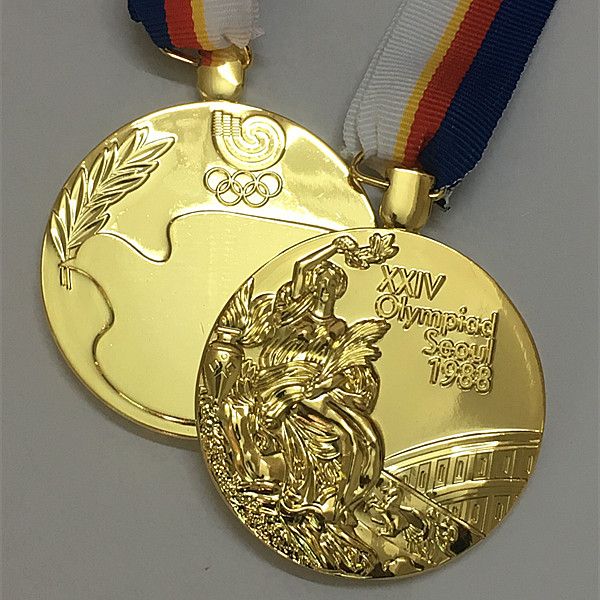 

100 шт новое прибытие 1988 корея сеул xxiv olympic game золотая медаль спорта коллекционные награду значок с лентой бесплатной доставкой