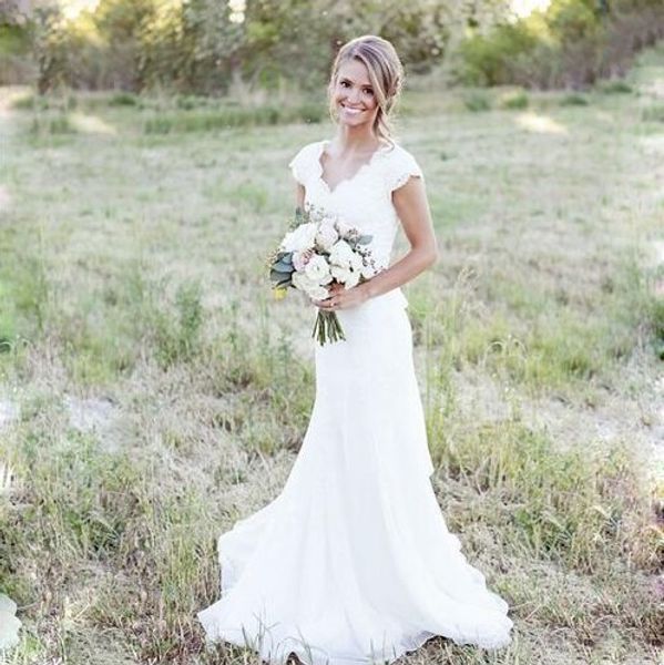 

Eletant Full Lace Wedding Dresses Mermaid V Neck Cap Sleeve Modest Country Bridal Gowns Boho Beach Covered Button Wedding Gowns Cheap
