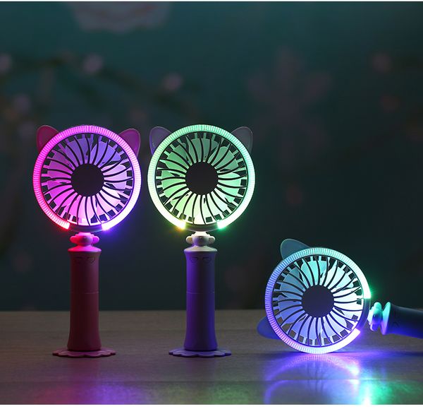

2018 new arrival twisted cat usb battery fan deskcolorful night light hand usb fan portable battery usb fan