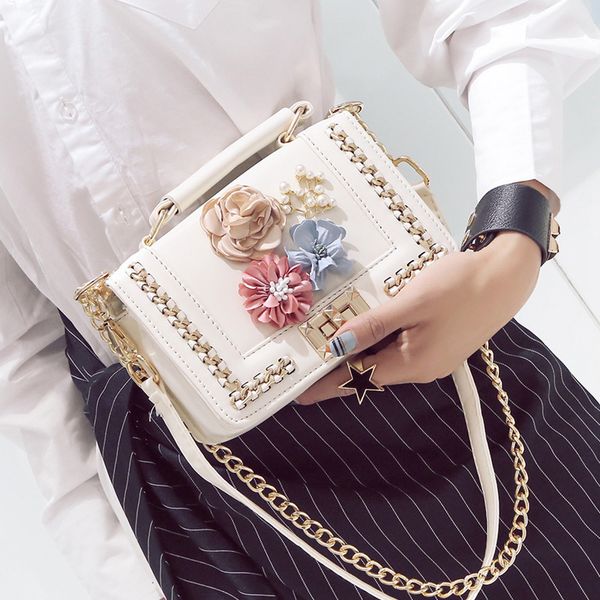 

high-quality womens bag flower chain single shoulder bag korean version the new oblique satchel women lock button handbag tide