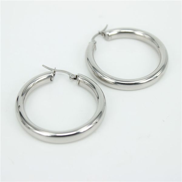 

Hoop & Huggie hilaryw