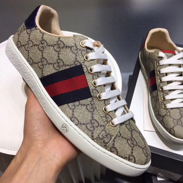

Sapatos ocasionais doubleshoes
