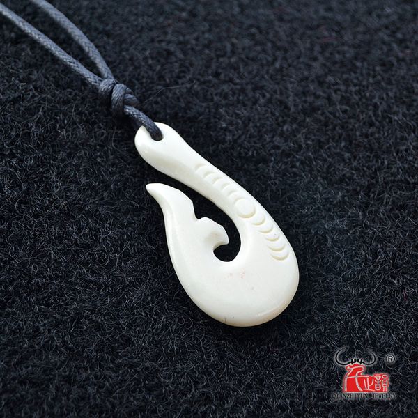 

1pc sells new zealand maori hand-carved axe bone necklace with a pendant woman's choice of surfing style in hawaii, Silver