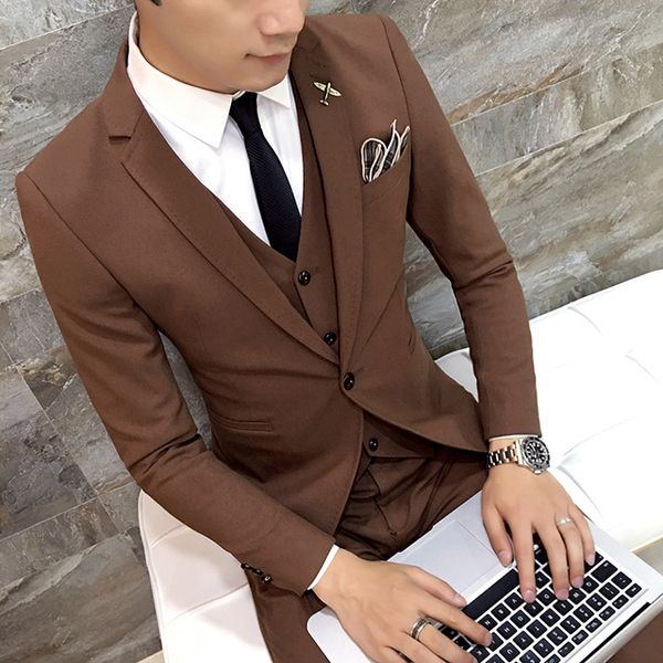 

коричневый мужские костюмы 2018 slim fit стиль 3 шт. набор свадебный жених смокинги (куртка + брюки + жилет + галстук) формальные деловые му, White;black