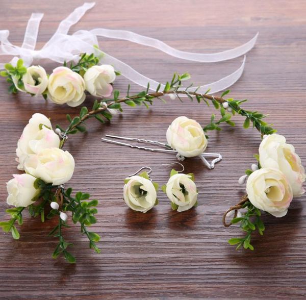 

handmade flowers, garlands, bridesmaids, flowers, children's heads, rings, headwear, ornaments and accessories, Silver