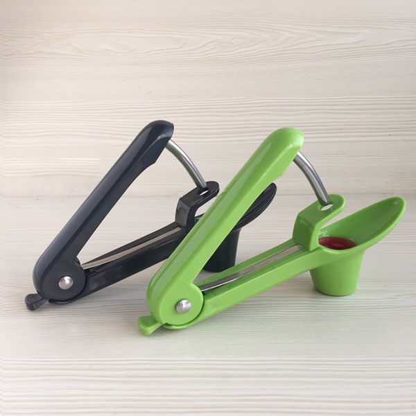 

2018 kitchen fashion easy cherry fruit core seed remover gadgets creative fruit cherries pitter corers tool utensil sale