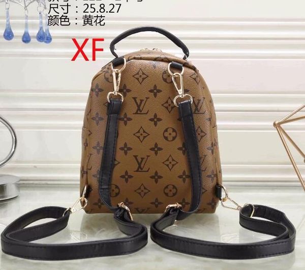 

Tide brand luxury four seasons simple new fashion backpack wild casual student bag ladies backpack