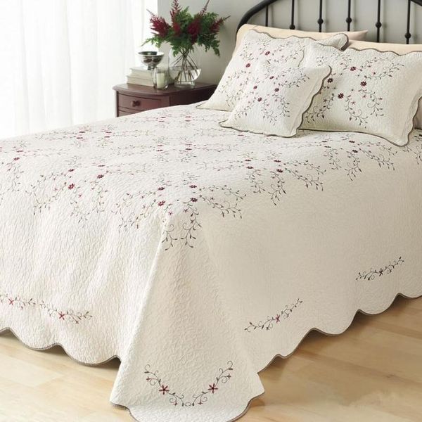 

beige embroidery quilts king large plus size305*300cm cotton quilting handmade bedspread waterwash quilt sheet bedcover 3pcs set
