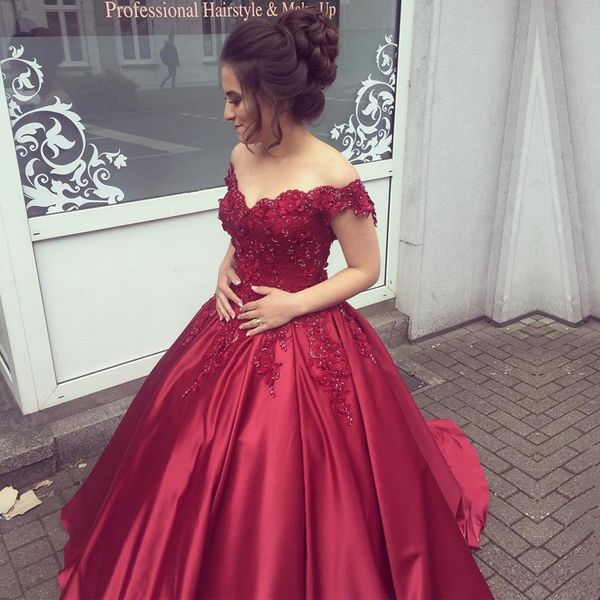 Abiti Quinceanera blu scuro con spalle scoperte Abito da ballo a maniche lunghe Abiti da ballo rosso scuro Corsetto in raso con retro Abito viola dolce 16