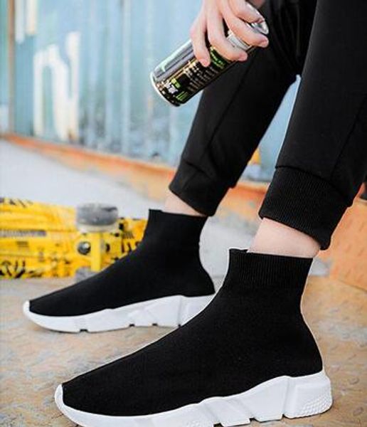 

Luxury Brand Unisex Casual Shoes Flat Fashion Socks Boots Red Grey Triple Black White Stretch Mesh High Top Sneaker Speed Trainer Runner