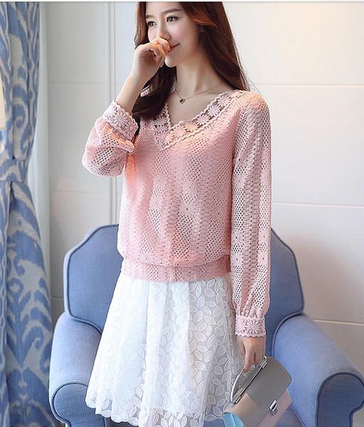 

v-neck 2018 spring new style woman long sleeved lace shirt, White