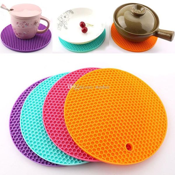 

new food grade silicone meal pads non-slip heat resistant mat thicken bee house shape anti scalding coasters home kitchen tool wx9-267