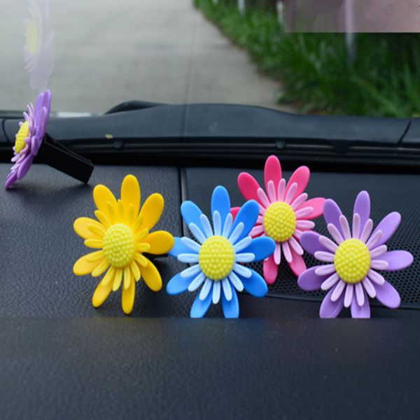 

автомобиль кондиционер вентиляционные духи вращающиеся небольшие цветы автомобиль аромат, кроме запаха воздуха на выходе украшения твердый а