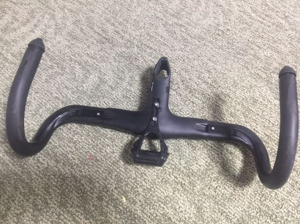 

Carbon bicycle handlebar matt urface carbon road handlebar computer holder made in china hipping