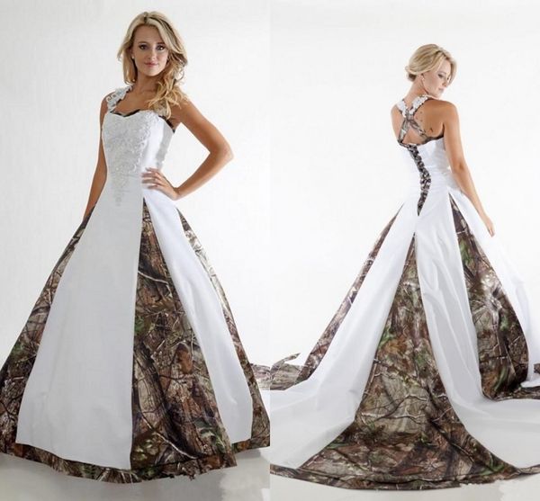 

fall 2018 camo wedding dresses a line halter neck chapel train lace-up back lace appliqued country camouflage bridal gowns, White