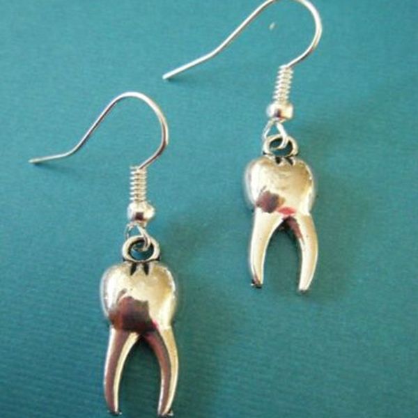 

2018 новый горячий продавать цинковый сплав древнее серебро стоматолог зуб шарм подвески серьги diy мода женщины ювелирные изделия праздничн, Silver